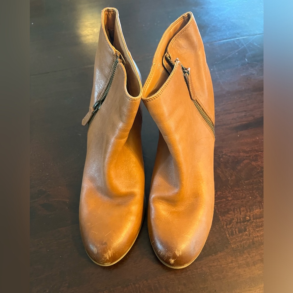 Womens Camel Nordstrom BP Trolley Ankle Bootie with block heel.